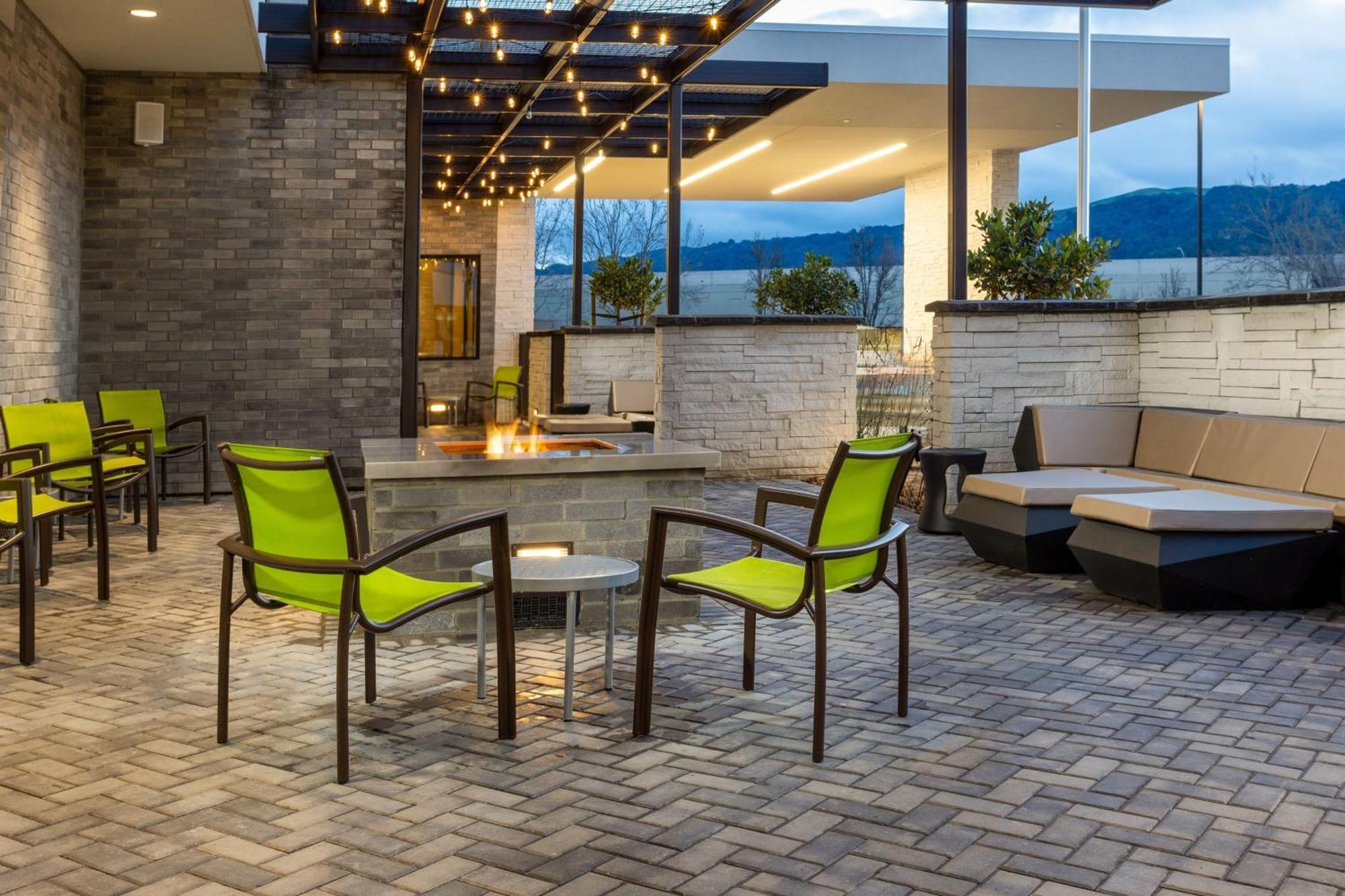 Springhill Suites By Marriott Pleasanton Dış mekan fotoğraf